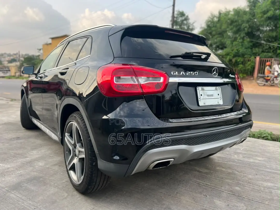 Mercedes-Benz GLA 250 2015 Black