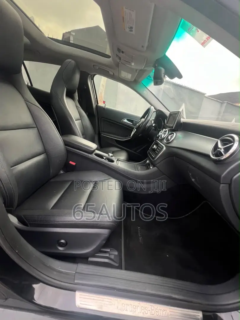 Mercedes-Benz GLA 250 2015 Black