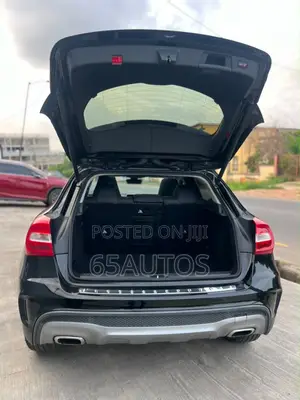 Mercedes-Benz GLA 250 2015 Black