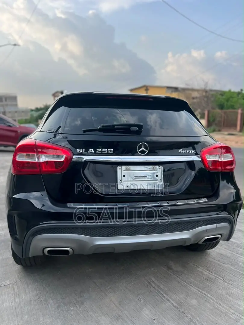 Mercedes-Benz GLA 250 2015 Black