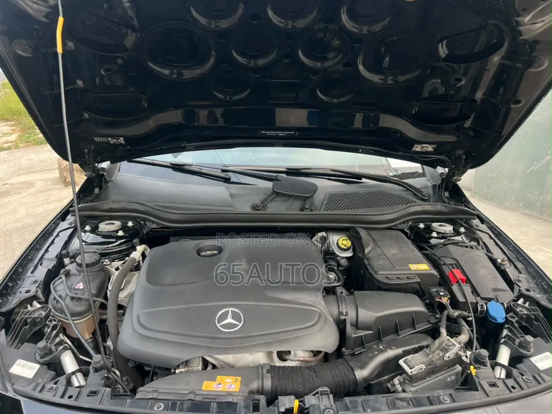 Mercedes-Benz GLA 250 2015 Black
