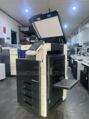 Konica Minolta Bizhub C220