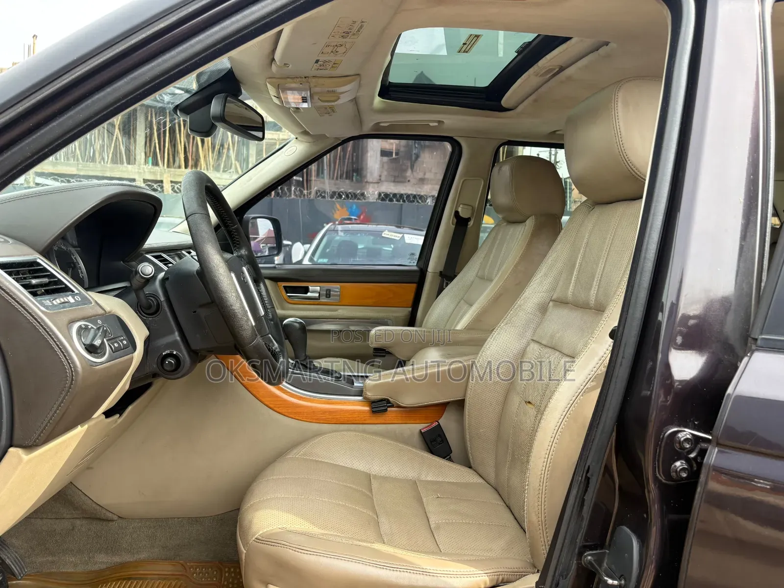 Land Rover Range Rover Sport 2012 Brown