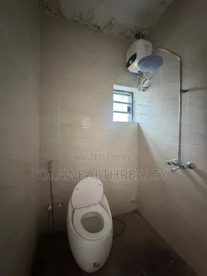 2bdrm Block of Flats in Kolapo Ishola Gra, Akobo for rent