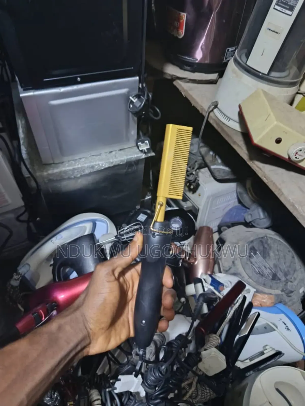 Electric Hot Comb