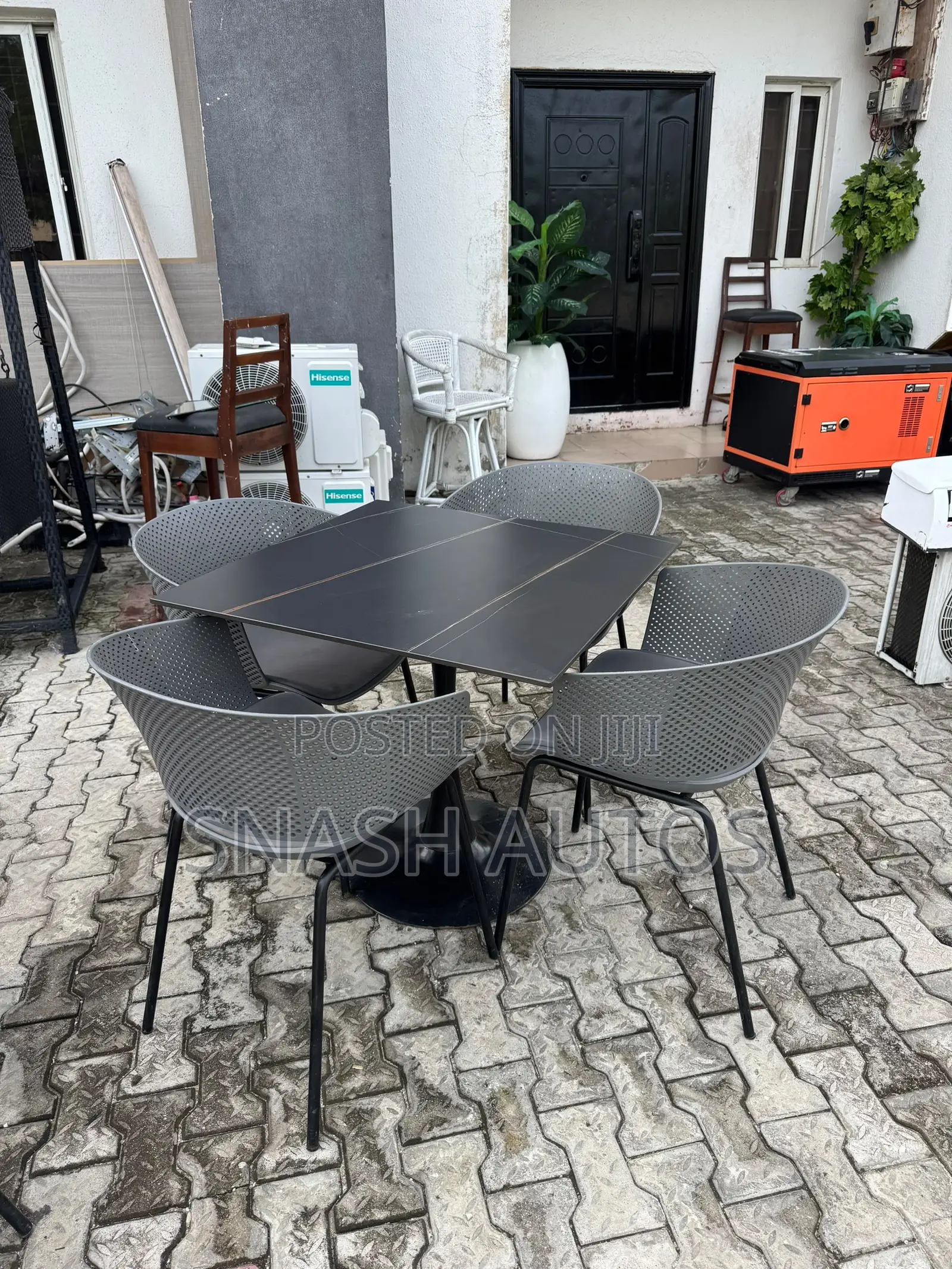 Dinning Table