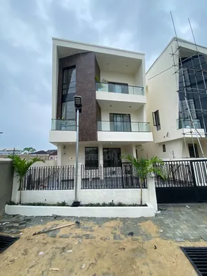 Furnished 5bdrm Mansion in Private Estate Lekki, Chevron for sale