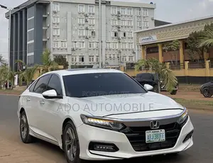 Honda Accord 2019 White