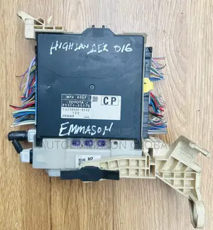 Toyota Highlander Inner Fusebox MPX/BCM Keyless (2014 - 2016)