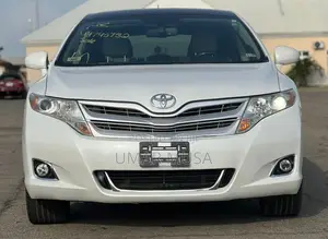 Toyota Venza XLE 2012 White