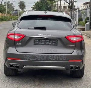 Maserati Levante 2017 Gray