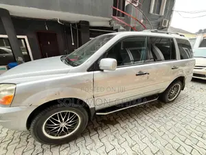 Honda Pilot 2005 Silver