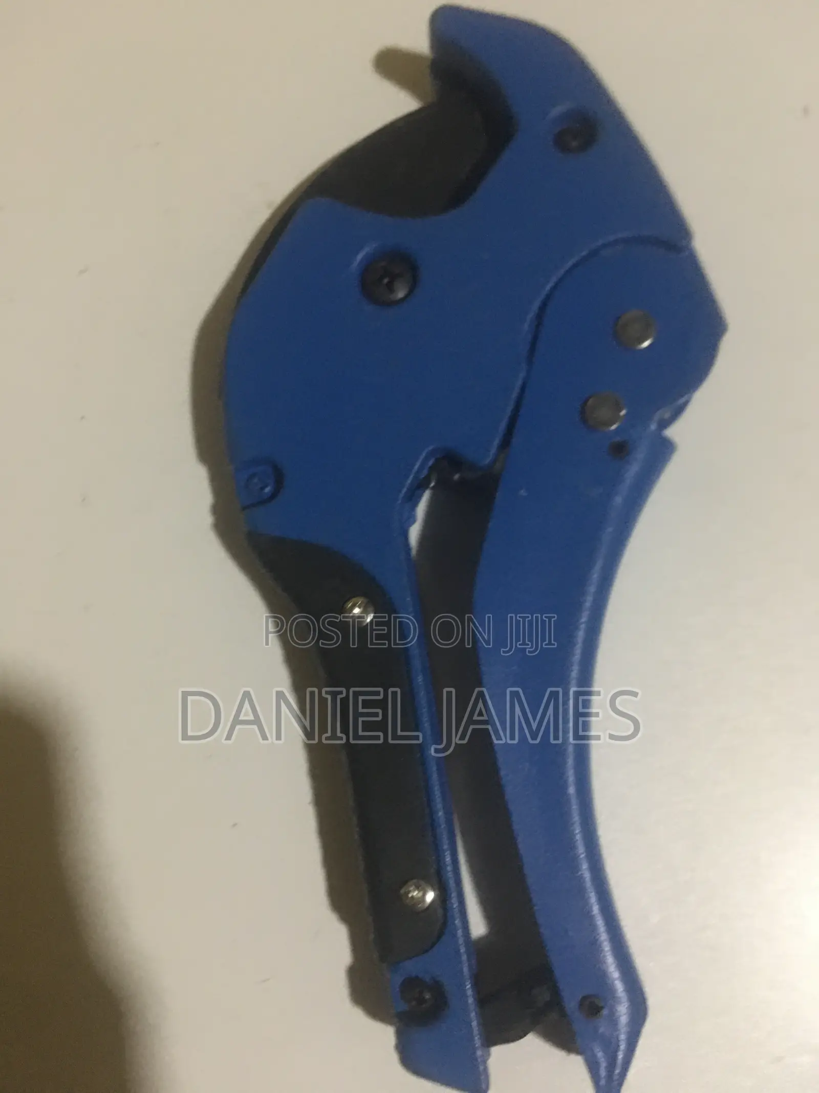 Pipe Cutter