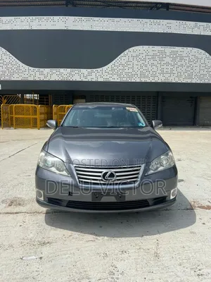 Lexus ES 2012 Gray