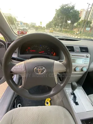 Toyota Camry LE 4dr Sedan (2.4L 4cyl 5A) 2008 Silver