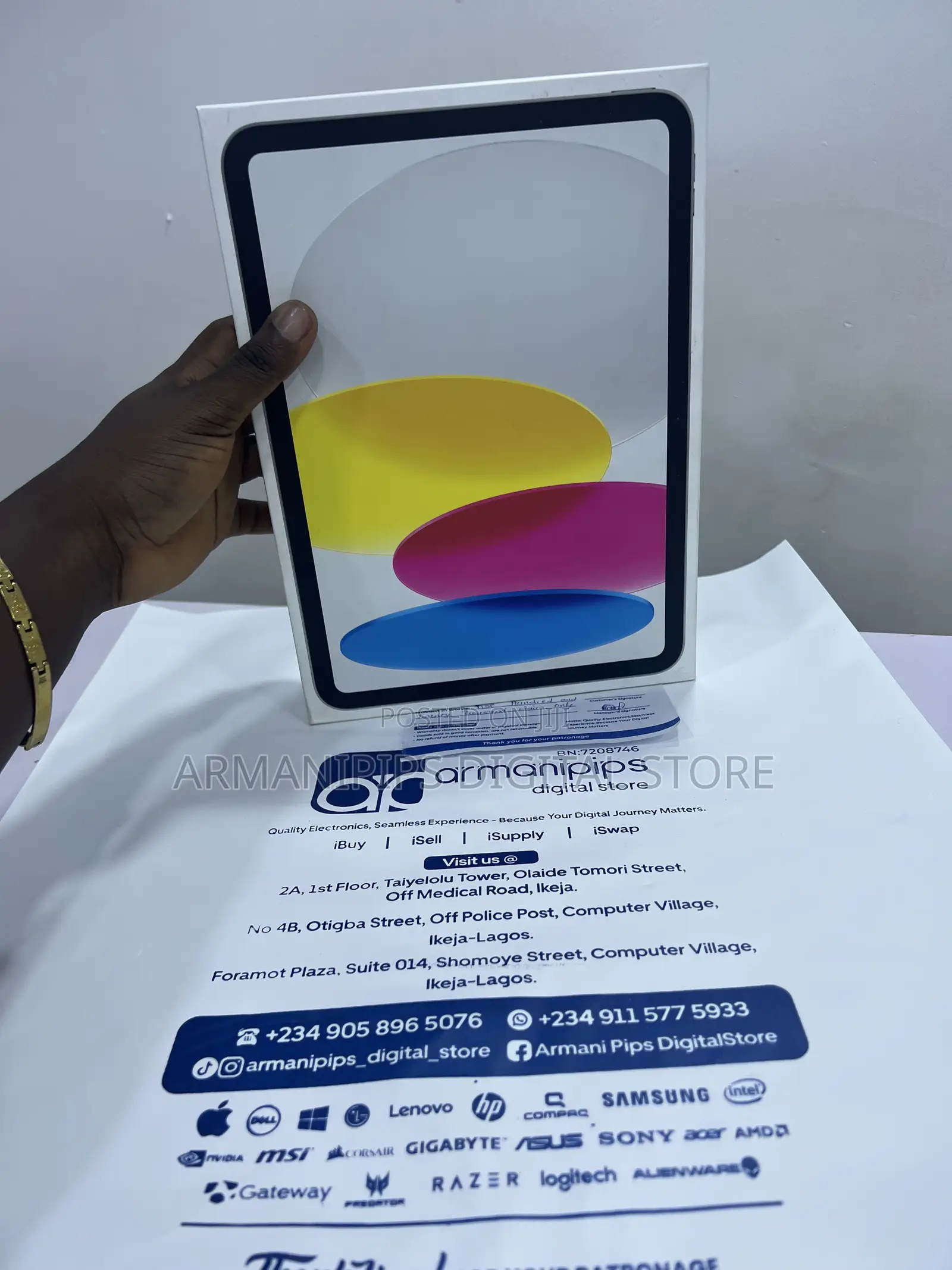 New Apple iPad (2025) 128 GB
