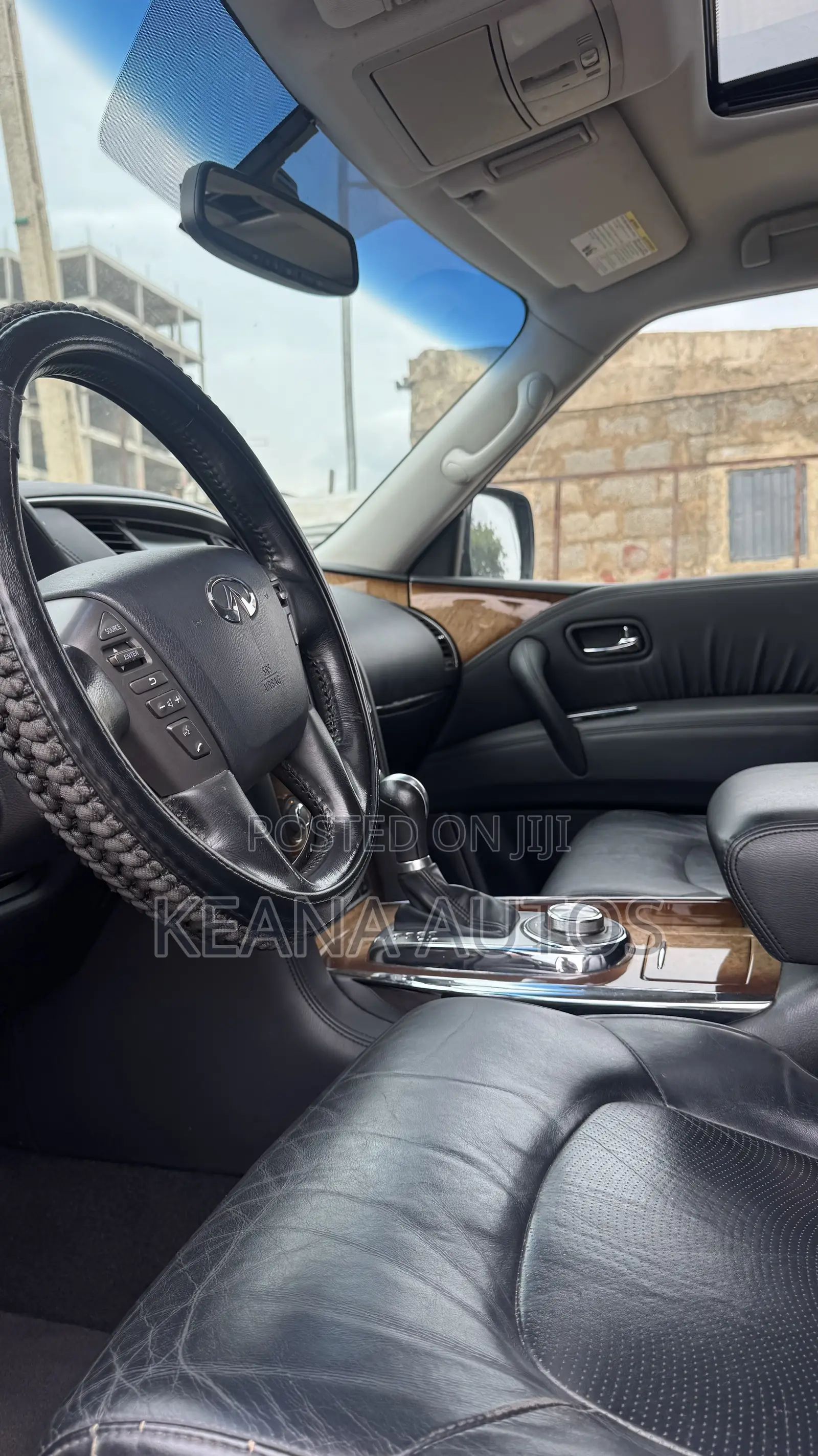 Infiniti QX56 2011 Black