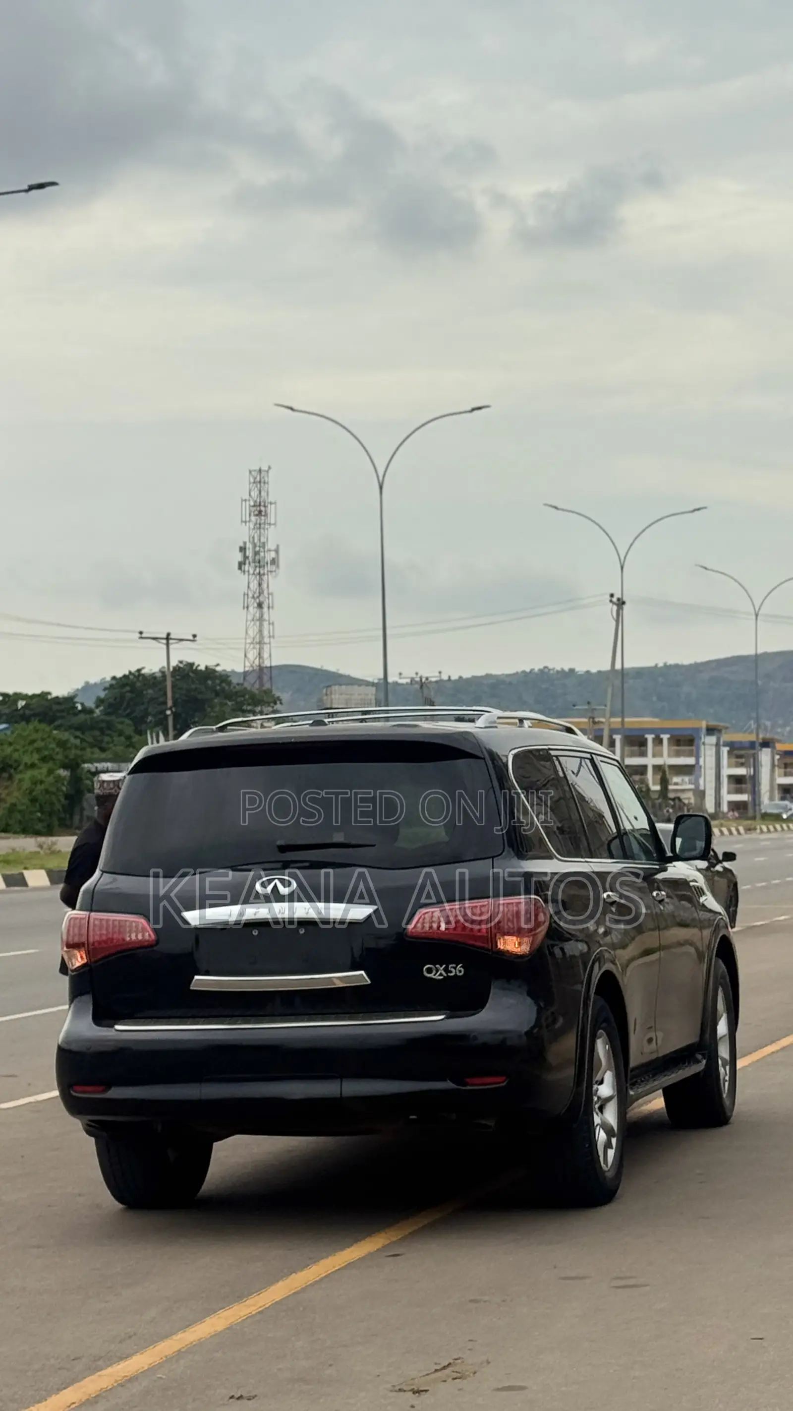 Infiniti QX56 2011 Black