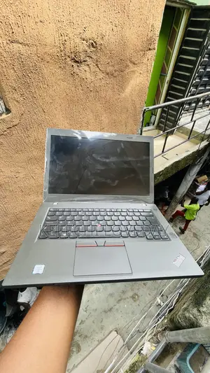 Laptop Lenovo ThinkPad T470p 16GB Intel Core i5 SSD 256GB