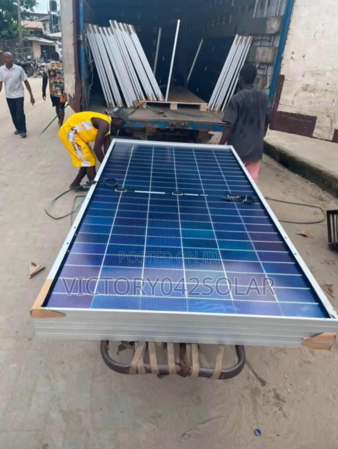 New Solar Panel Bificial Available 650w Available