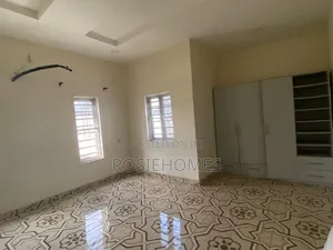 2bdrm Block of Flats in Abijo Gra, Sangotedo for rent