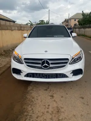 Mercedes-Benz C300 Sport 4Matic Sedan AWD (2.0L 4cyll 7A) 2016 White