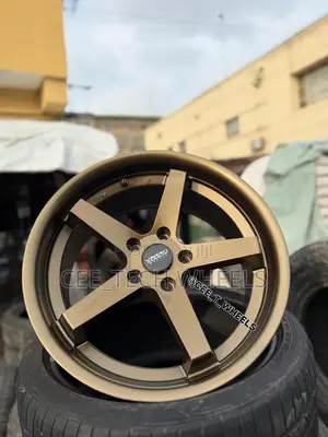Sports Rays 18-Inch Gold Available in Different Designs Also