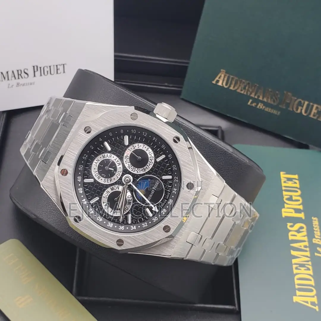 A P 3chrome Automatic Chain Watch