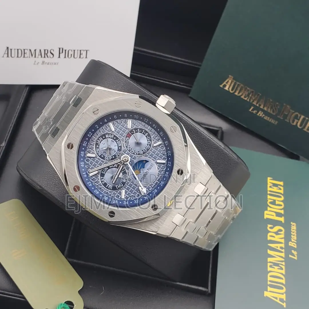 A P 3chrome Automatic Chain Watch