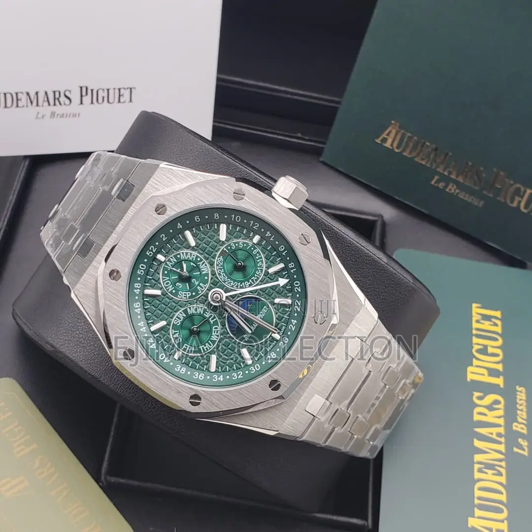A P 3chrome Automatic Chain Watch