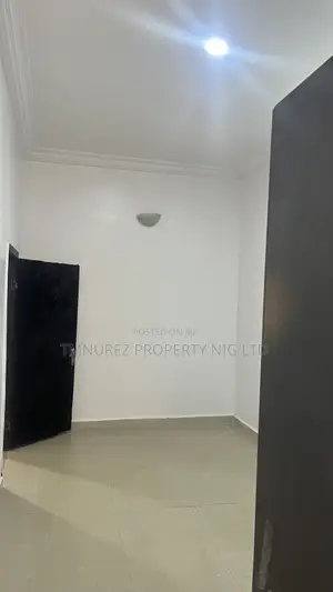 1bdrm Shared Apartment in Lekki County Inside, Ikota for rent