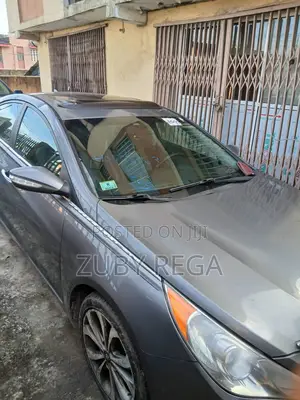 Hyundai Sonata Limited 2.0T Sedan (2.0L 4cyl 6A) 2013 Gray