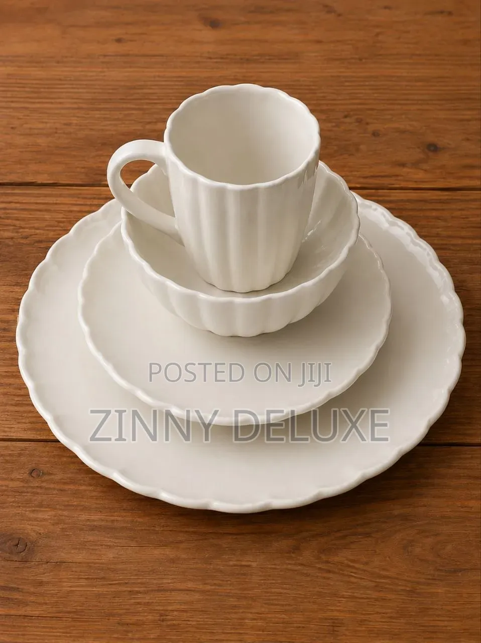 4 Pieces Dinnerware