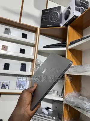 Laptop Apple MacBook Pro 2020 8GB Intel Core i5 SSD 256GB