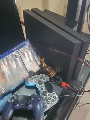 Playstation 4 (Ps 4)