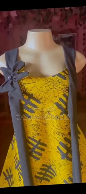 Chommy Fashion World