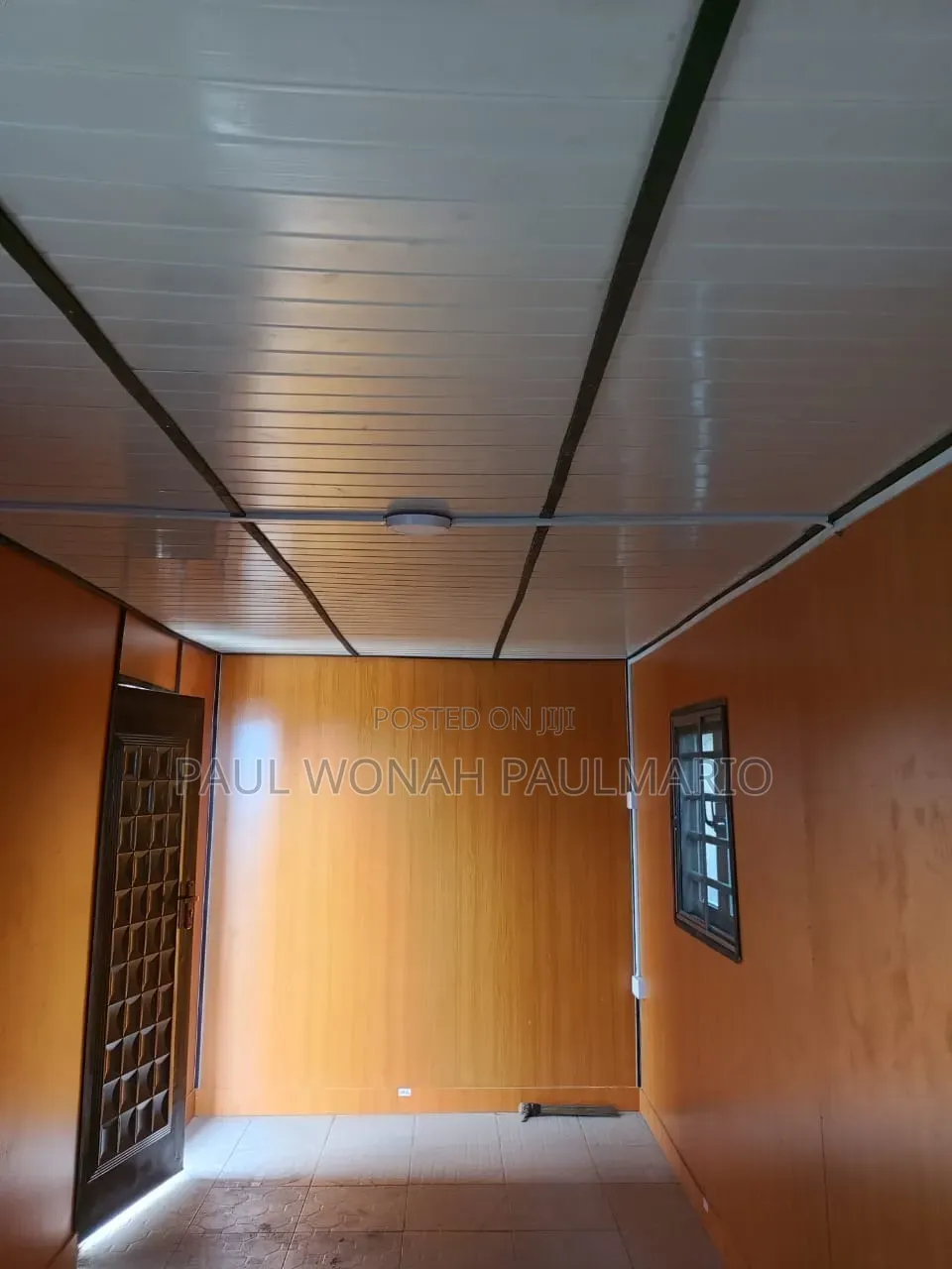 Container in Defrin Type