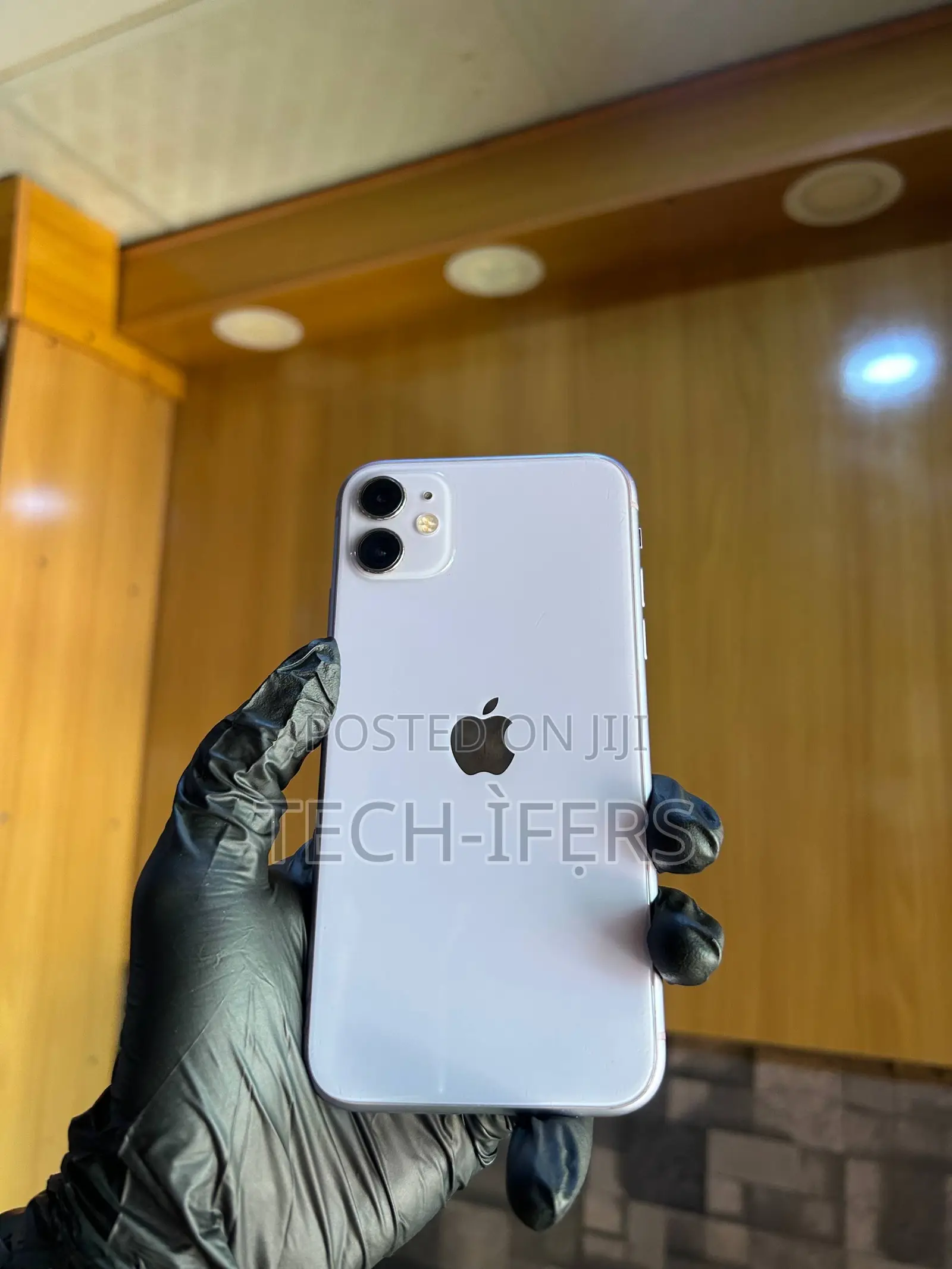 Apple iPhone 11 64 GB White