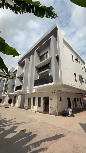 Furnished 4bdrm Duplex in Aguda for sale