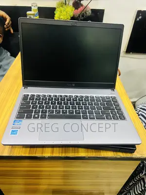 Laptop Asus U47A 16GB Intel Core i7 SSD 256GB