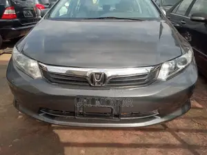Honda Civic 1.8 5 Door 2012 Silver