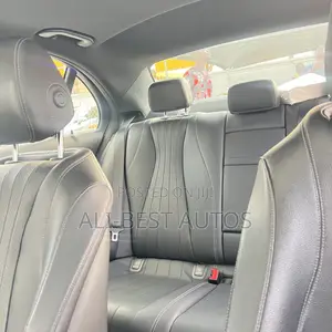 Mercedes-Benz E300 2018 Silver