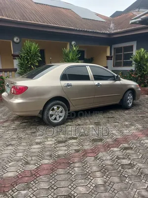 Toyota Corolla 2006 Gold