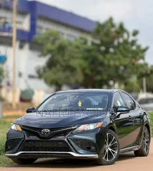 Toyota Camry 2020 Black