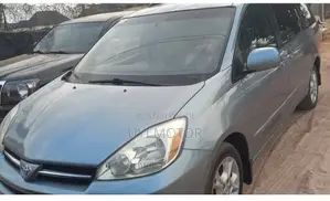 Toyota Sienna XLE Limited AWD (3.3L V6 5A) 2004