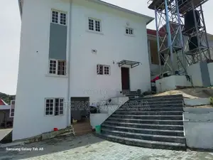 5bdrm Duplex in Guzape for rent