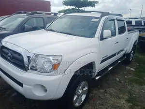 Toyota Tacoma Double Cab V6 Automatic 2011 White