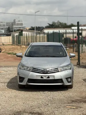 Toyota Corolla 2015 Silver