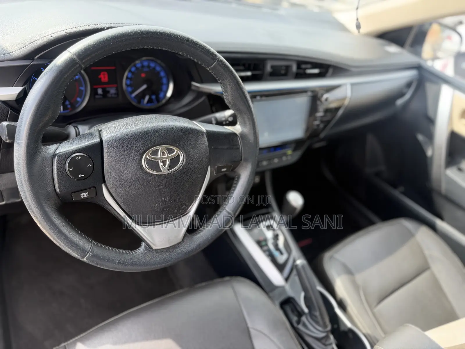 Toyota Corolla 2015 Silver