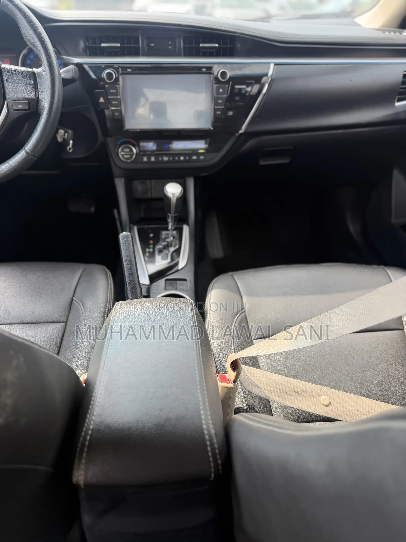 Toyota Corolla 2015 Silver
